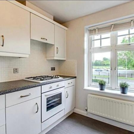 The Wickets - 2 Bedroom Apartment Overlooking Cricket Club Marton-in-Cleveland Zewnętrze zdjęcie