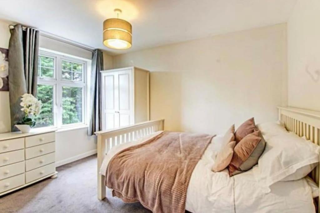 The Wickets - 2 Bedroom Apartment Overlooking Cricket Club Marton-in-Cleveland Zewnętrze zdjęcie